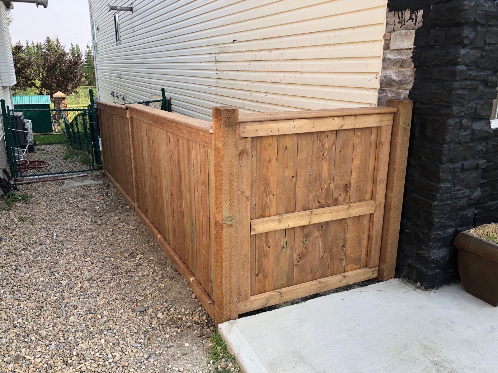 Chestermere gate and fence bin enclosure project thumbnail